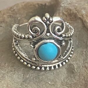 5/$10❤️❤️❤️NEW Silver Tone Zinc Alloy Faux Turquoise Ring